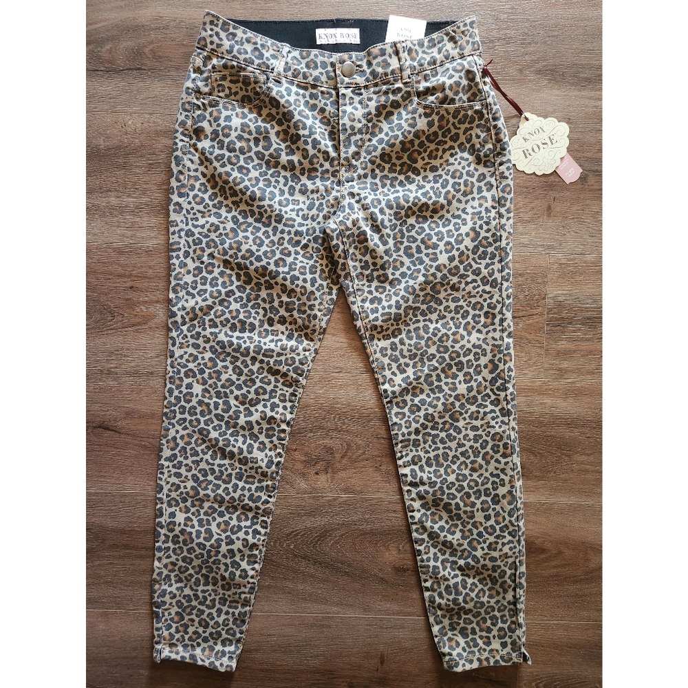 NWT Knox Rose Mid-Rise Cheetah Pants